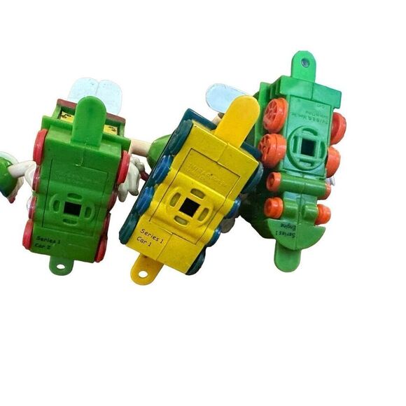 M&M Christmas Train Series 1 Engine Cars 1-6 Holiday Car Set Toppers missing cab - Picture 3 of 9